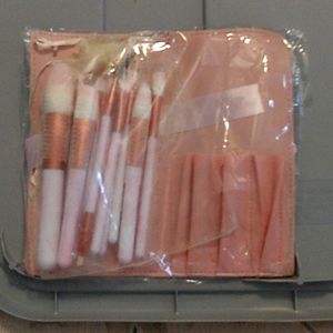 Mystery makeup bundles this is just one of the items that could be in bundles